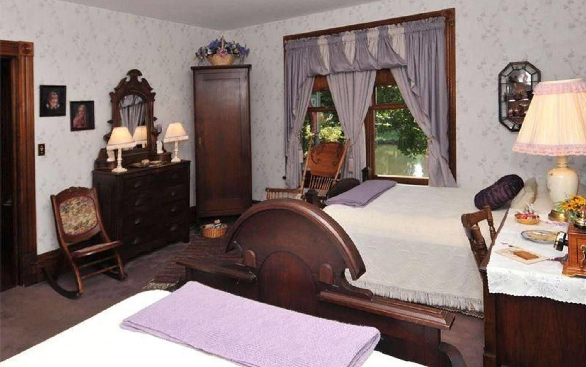 קלירפילד Victorian Loft Bed And Breakfast מראה חיצוני תמונה
